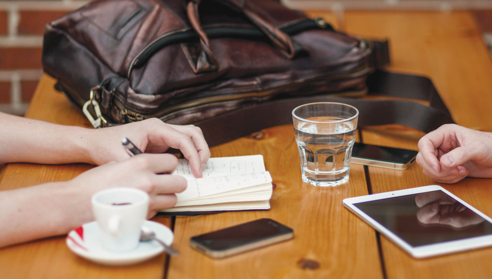 hands_alejandroescamilla